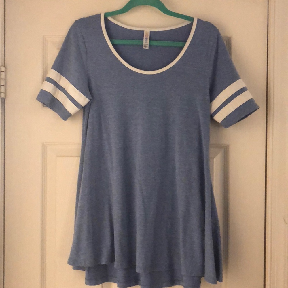 LuLaRoe Perfect Tee
